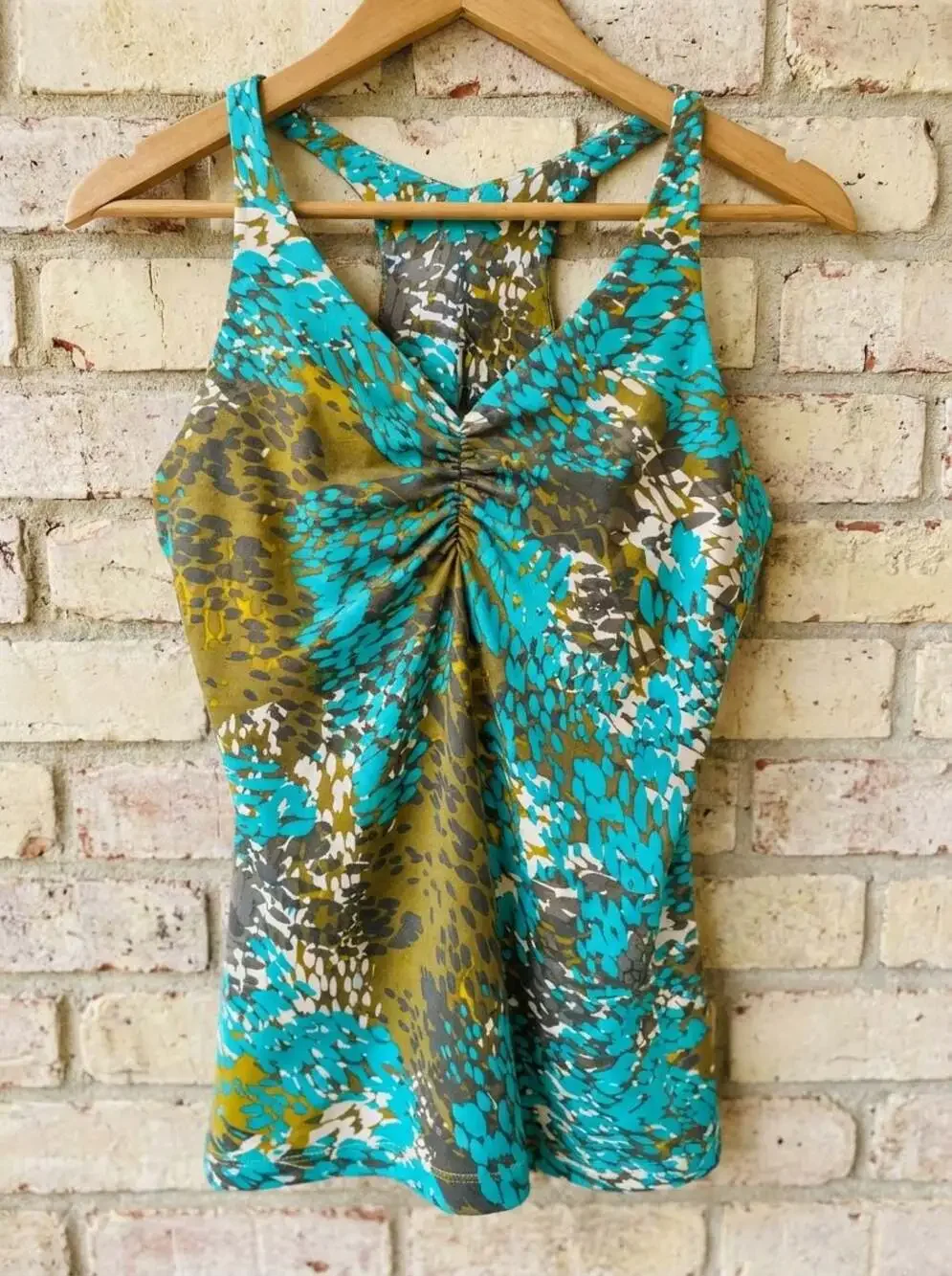 prAna Mika Ruched Racerback Tank Top Size L - Picture 2 of 6